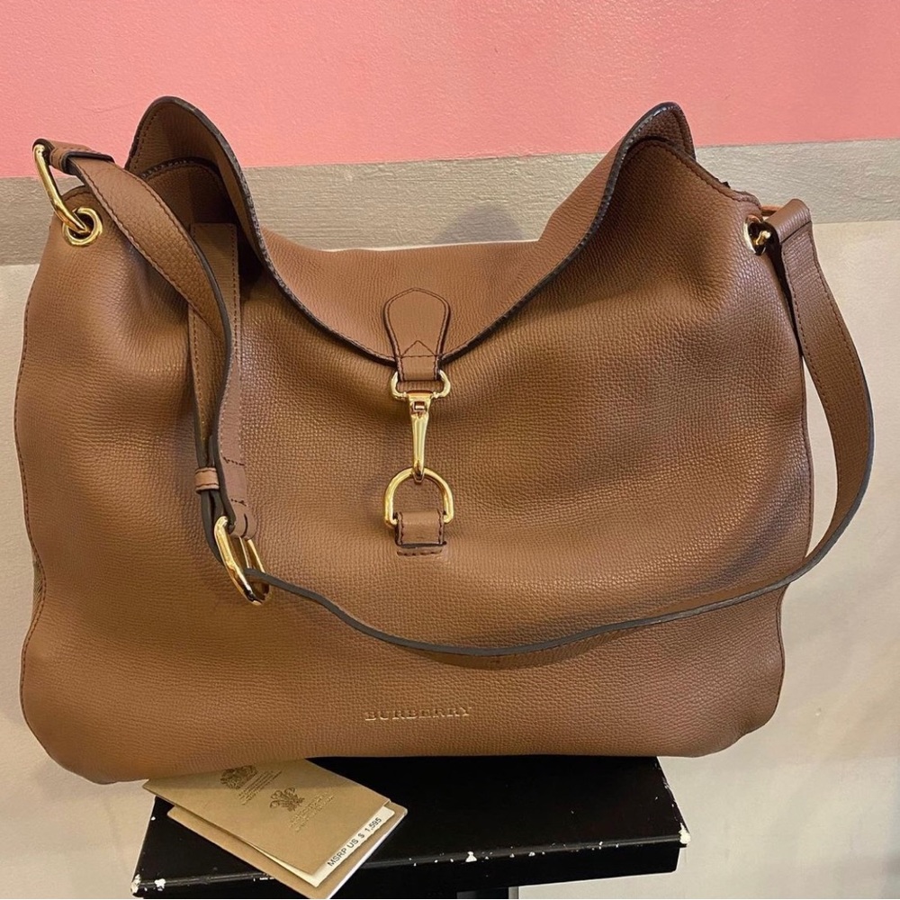Authentic Gorgeous caramel and plaid Burberry shoulder bag.